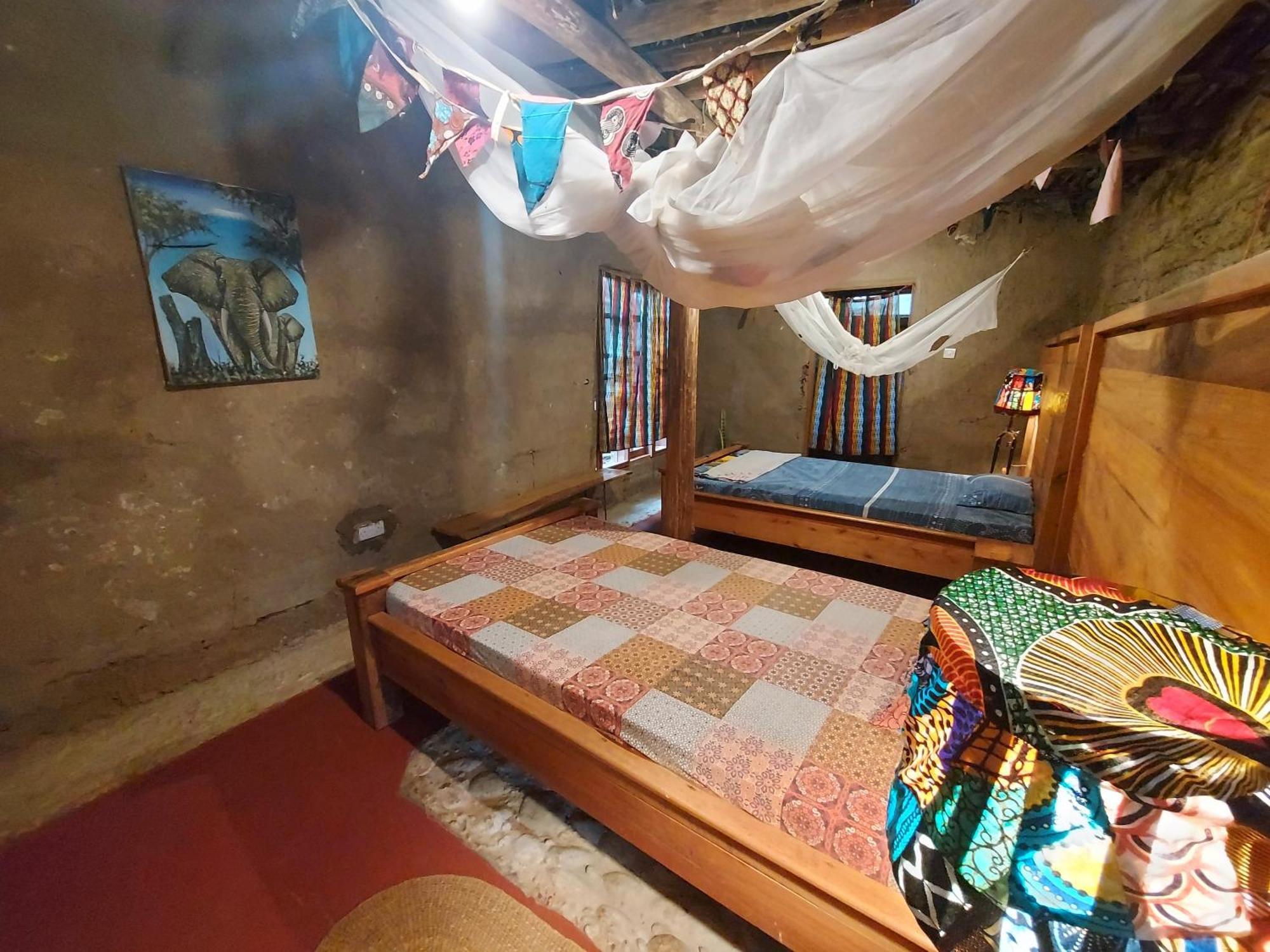 Ostello Mountain Bikes House Moshi Esterno foto
